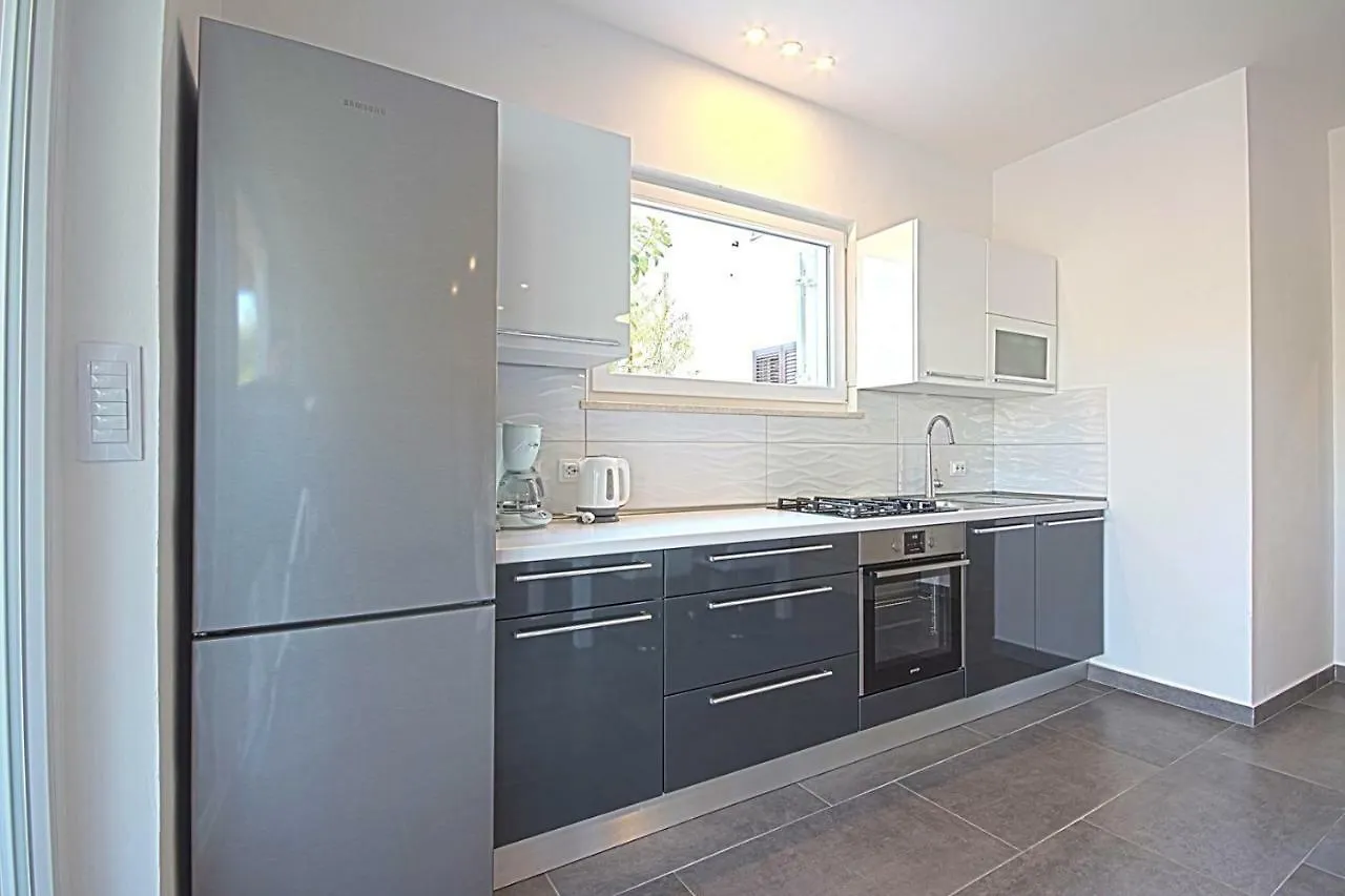 *Amazing Modern Apartment With 2 Bedrooms* Vodnjan