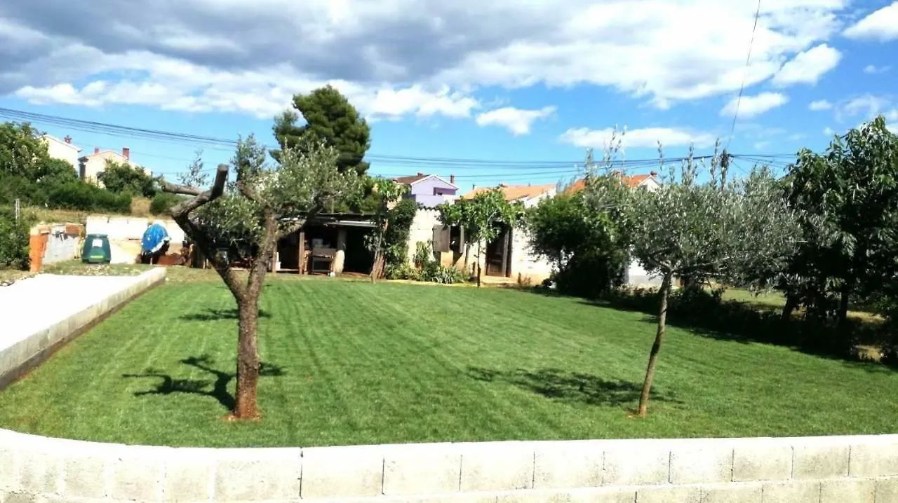 Πανσιόν *Amazing Modern Apartment With 2 Bedrooms* Vodnjan