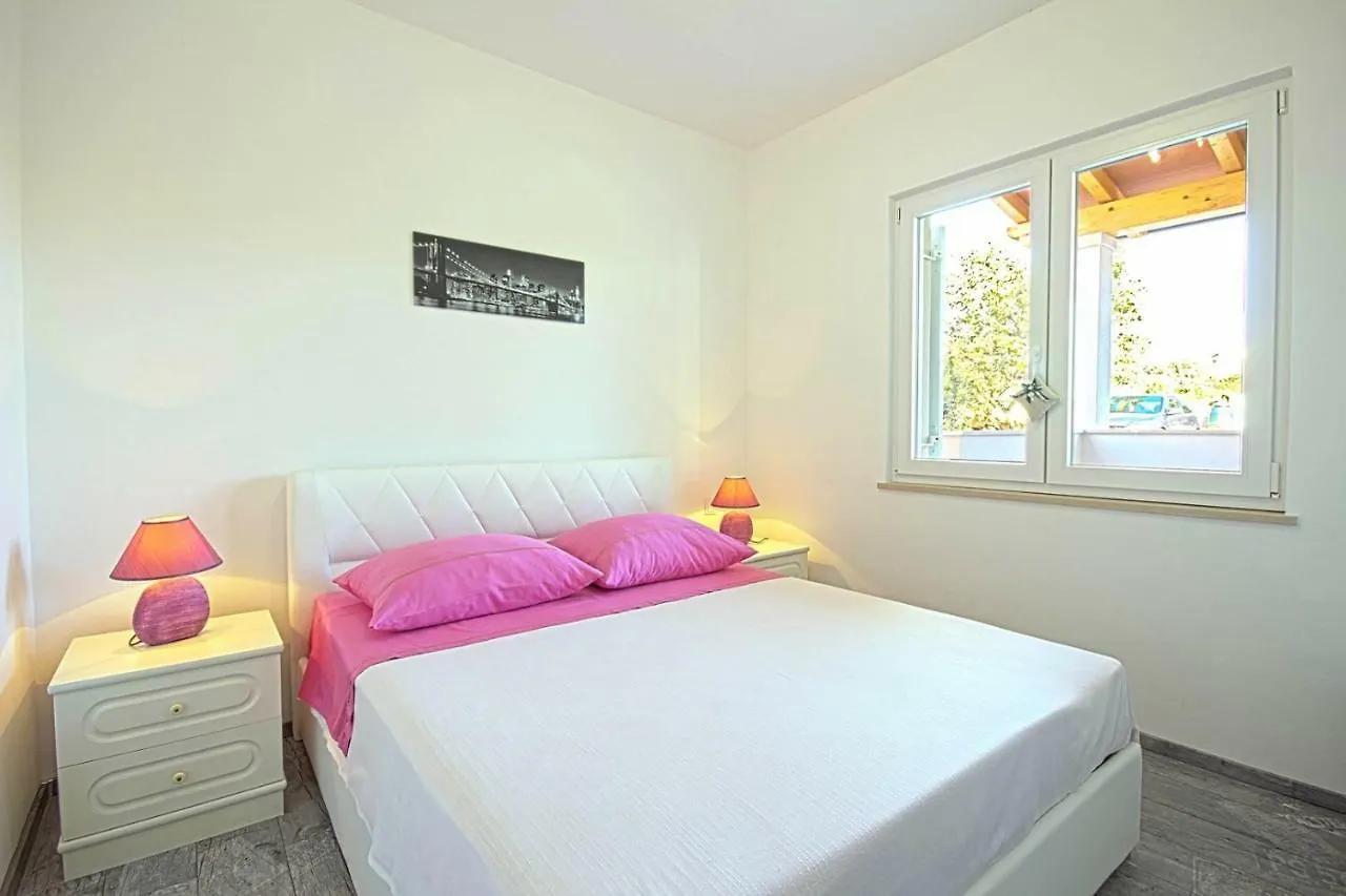Πανσιόν *Amazing Modern Apartment With 2 Bedrooms* Vodnjan